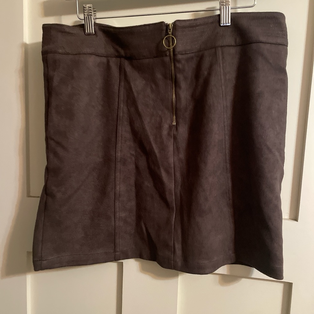 Elegant Brown Skirt